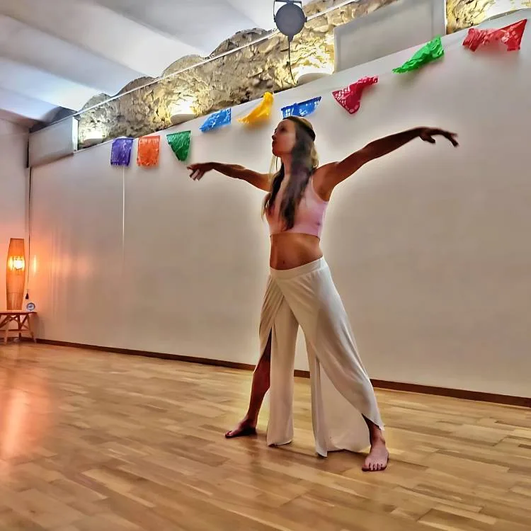 QI DANCE